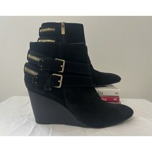 Dolce Vita Womens‎ Ankle Side Zip Black Suede Wedge Gold Zipper Buckle Booties 9